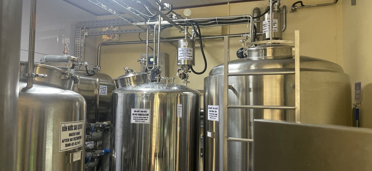 Bồn chứa nước PW/WFI inox 316L 3 lớp đạt chuẩn GMP-EU